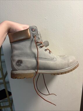 Timberland Light Gray Nubuck Boot with Brown/Copper Collar and Laces